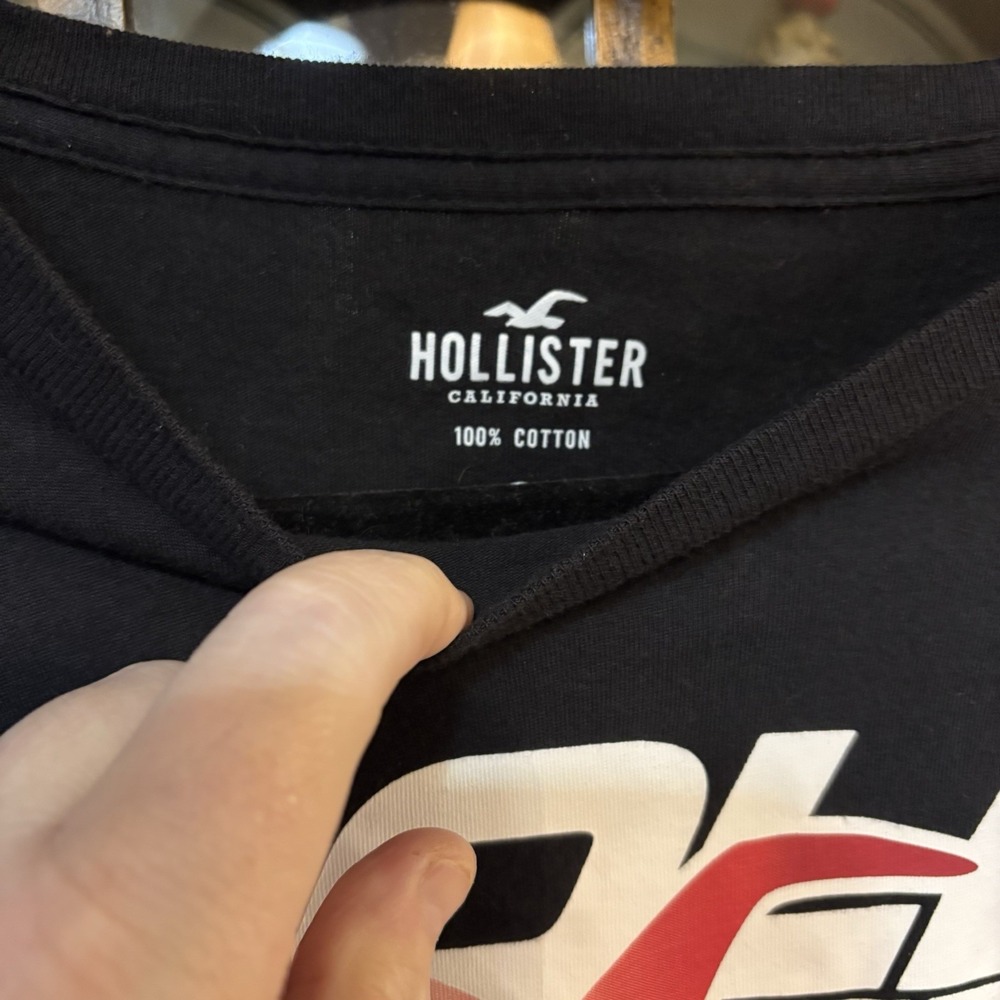 Hollister California Men's Long Sleeve Black Graphic Tee Medium Preppy Y2K - Picture 3 of 6